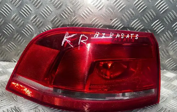 Volkswagen PASSAT B7 Rear/tail lights 3AF945095C 605001 E12990