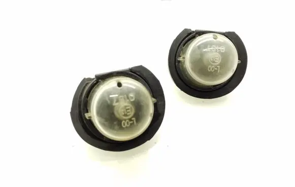 Suzuki SX4 Number plate light