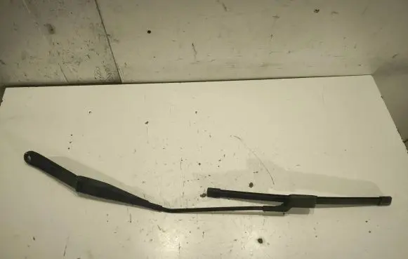 Ford Kuga I Front wiper blade arm 8V4117526DD