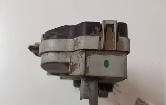 Citroen C5 Front door lock