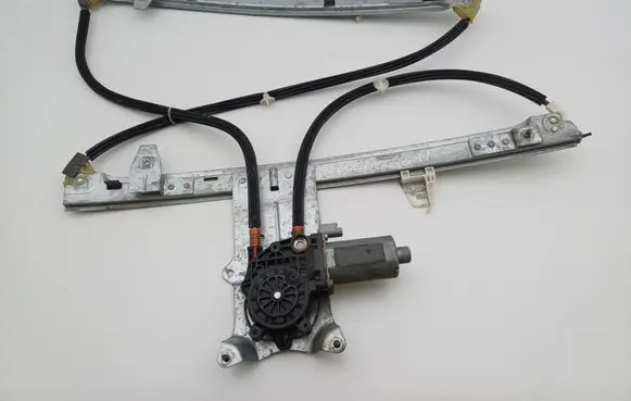 Citroen Xsara Picasso Front door window regulator with motor 0130821900