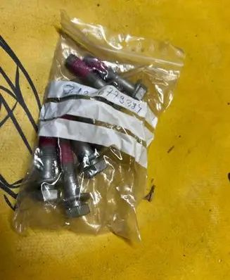 BMW 5 E39 Nuts/bolts 31206779384 6779384
