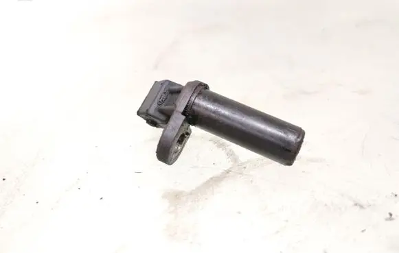 Ford Mondeo MK II Crankshaft position sensor 948F6C315AA