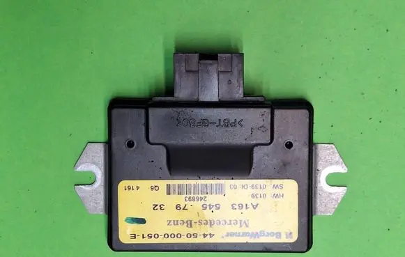 Mercedes-Benz ML W163 Transfer box differential control unit 4450000051E 246893 A1635457932