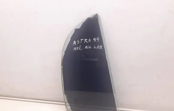 Opel Vectra B Rear vent window glass 