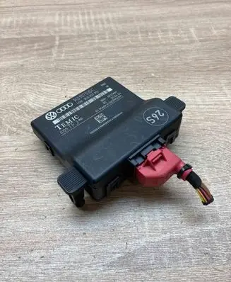 Volkswagen Touran I Gateway control module 1K0907530C 1K0907951