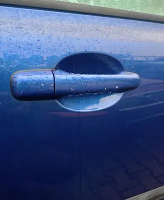 Volvo V50 Front door exterior handle/bracket 47646