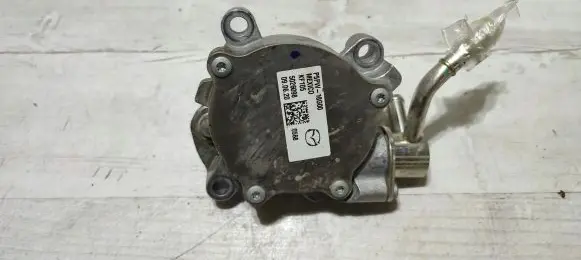 Mazda 2 Vacuum pump P5PW18G00