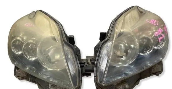 Toyota Prius (XW30) Headlights/headlamps set 8596747010 3550079290