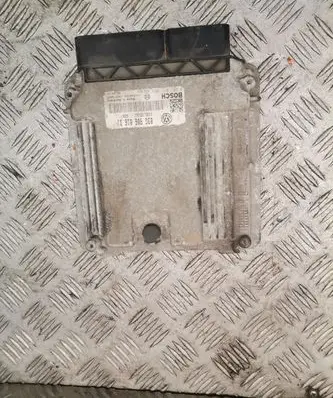 Skoda Octavia Mk2 (1Z) Engine control unit/module 03g906016dj