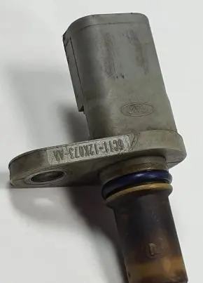 Citroen Jumper Camshaft vanos timing valve 6C11-12K073-AA