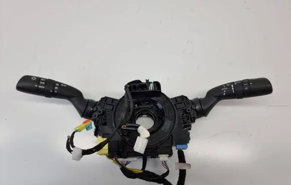 Toyota RAV 4 (XA50) Wiper turn signal indicator stalk/switch 8924550040