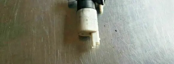 Peugeot 308 Windscreen/windshield washer pump 9641553880