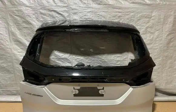Ford Mondeo MK V Tailgate/trunk/boot lid DS73N40621AJ FORD.MONDEO.MK5