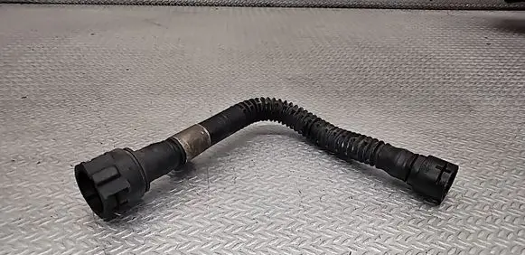 Opel Insignia A Breather/breather pipe/hose 55566095