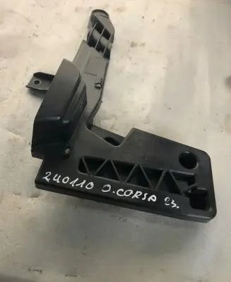 Opel Corsa F Front bumper mounting bracket 9830049480