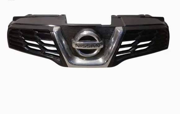 Nissan Qashqai Front bumper upper radiator grill 62310BR00A