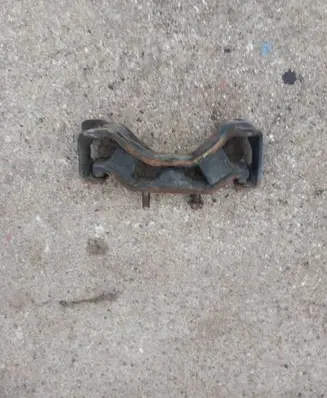 Subaru Legacy Gearbox mount 41022AA180 41022AC180