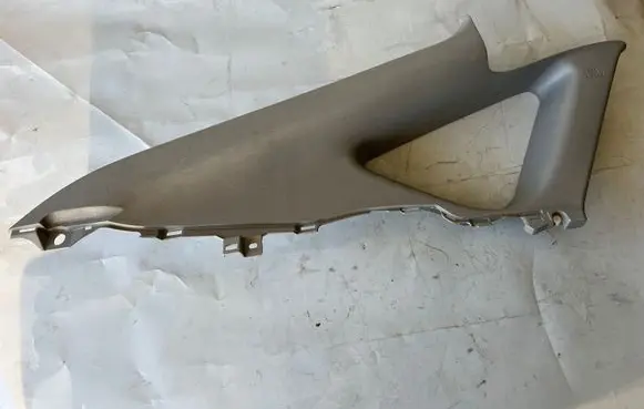 Toyota Prius (NHW20) (C) pillar trim 6248047020 6248047040