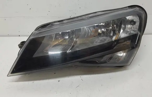 Skoda Superb B8 (3V) Headlight/headlamp 3V1941015