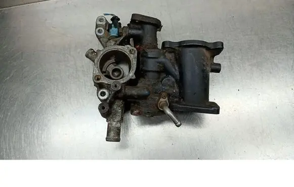 Opel Astra H Thermostat housing 