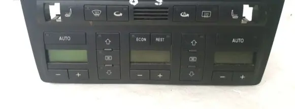 Audi A8 S8 D2 4D Air conditioner control unit module 4D0820043Q