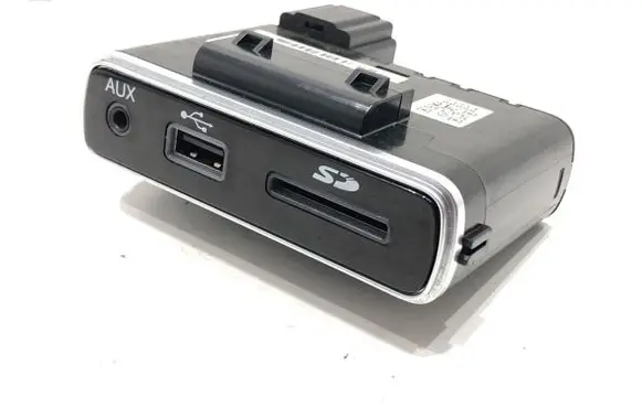 Fiat 500X USB socket connector 735650651