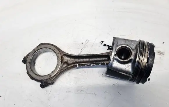 Audi A6 S6 C5 4B Piston with connecting rod 