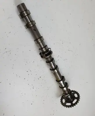 Mercedes-Benz Vito Viano W639 Camshaft A6510520001 A6510500901