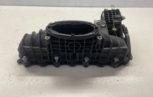 Mercedes-Benz Sprinter W906 Intake manifold