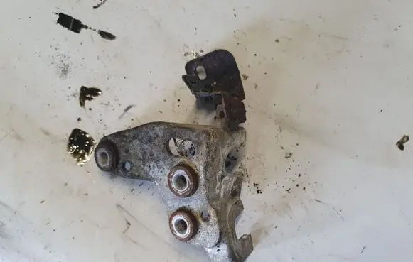 Toyota Corolla Verso E121 Other engine part NOCODE