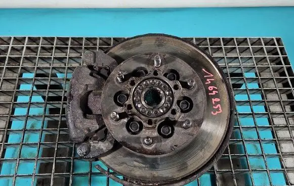 Opel Monterey Front wheel hub spindle knuckle IMPRK1464253
