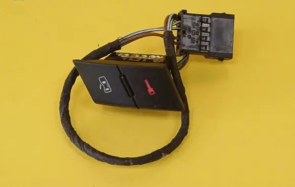 Audi A6 S6 C5 4B Central locking switch button 4B19621075PR