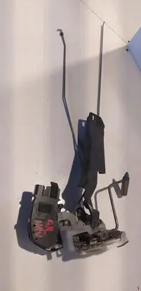 Honda HR-V Rear door lock
