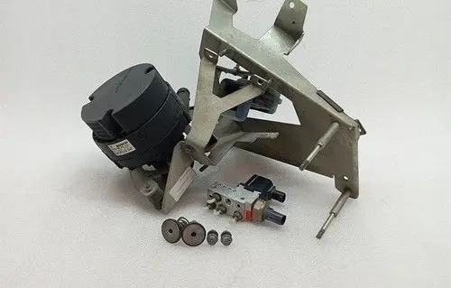 Mercedes-Benz CLS C219 Air suspension compressor/pump A2112370540