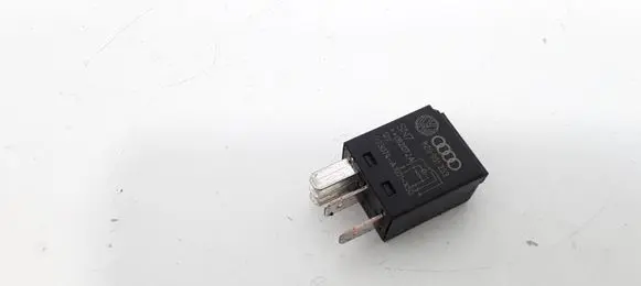 Audi A6 S6 C6 4F Other relay 8Z0951253