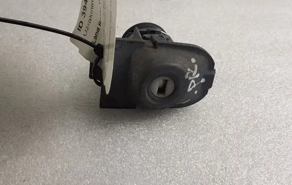 Land Rover Discovery 4 - LR4 Front door lock (next to the handle) 30784963