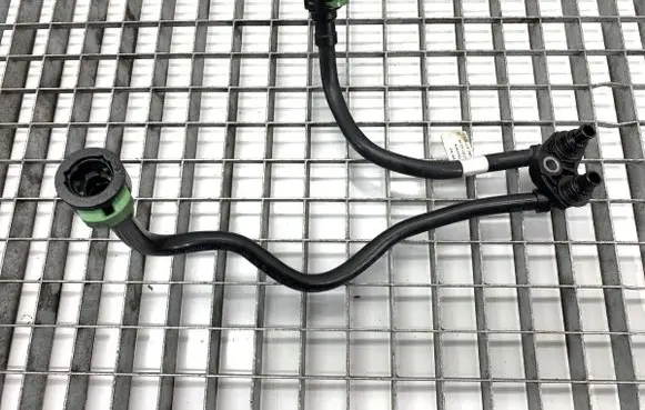 Audi Q8 Gearbox oil cooler pipe/hose 4N0317801D