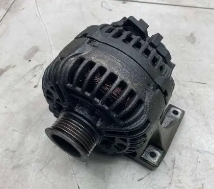 Volvo XC90 Generator/alternator 8637849 14V100160 0124625001