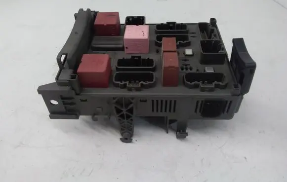 Renault Espace - Grand espace IV Fuse module 8200447438A 518837117