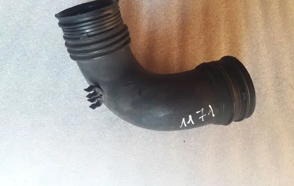 Intercooler hose/pipe