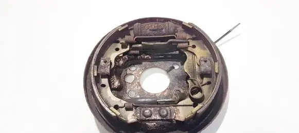 Mazda 323 Handbrake/parking brake pads 