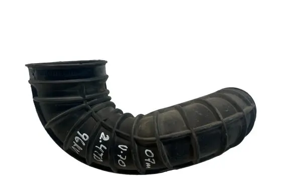 Volvo V70 Air intake hose/pipe 08674148