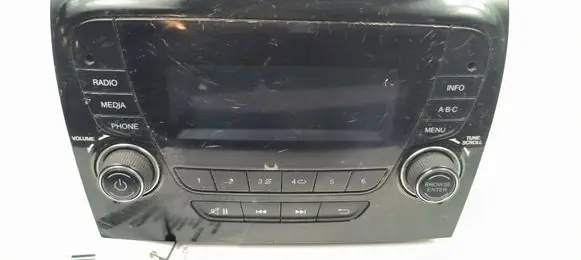 Peugeot Boxer Radio/CD/DVD/GPS head unit 07356610260