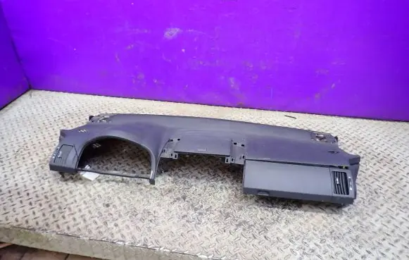 Toyota Corolla Verso E121 Dashboard