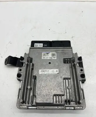 KIA Ceed Engine control unit/module 391002U205 230054 1C94418X