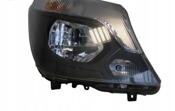 Mercedes-Benz Sprinter W906 Headlight/headlamp A9068205700