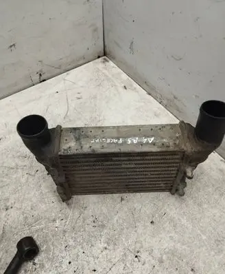 Audi A4 S4 B5 8D Intercooler radiator 058145805