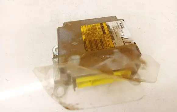 Toyota Yaris Airbag control unit/module 891700D100