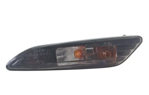 Volvo 940 Front fender indicator light 086671402R